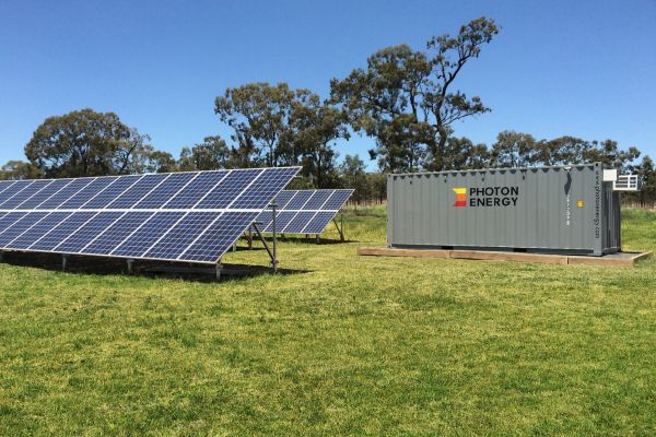 Photon Energy navyšuje svůj podíl v obří solární farmě v Austrálii