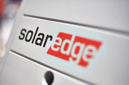 Proč ŠKODA AUTO bude optimalizovat výrobu solární energie pomocí technologie SolarEdge?