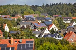 Německo bude muset přejít na „solární turbo“, aby splnilo vládní cíle do roku 2030