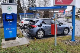 Česko výražně zaostává v elektromobilitě. Pouze Kypr je na tom hůře