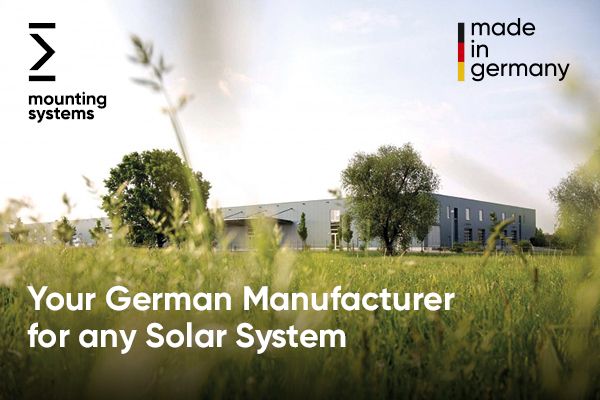 Made-in Germany: Fotovoltaické montážní systémy pro střechy, obytné domy a solární parky od roku 1993