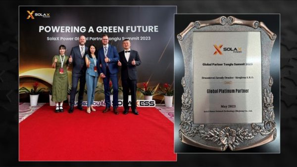 DZ Dražice převzala prestižní ocenění Global Platinum Partner Award od SolaX Power