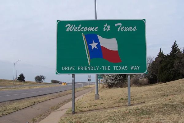 Baterky a soláry zachránily Texas od blackoutu po výpadku jaderné elektrárny