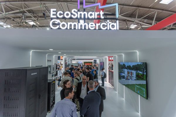 EcoSmart Commercial – skladování energie pro komerční sektor