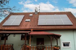 Jaká je vlastně reálná cena 1 kWh vyrobené z fotovoltaické elektrárny?
