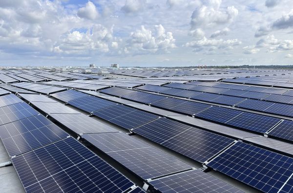 Liberecký kraj chystá obří investice do střešních i pozemních solárních elektráren